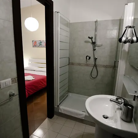 B&B Services Porta Castello 로마