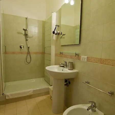 Services Porta Castello 2* روما