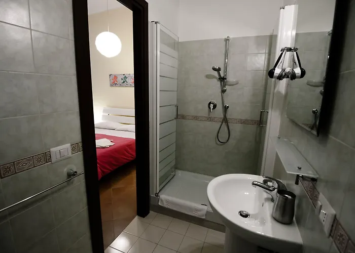 Bed & Breakfast Services Porta Castello Rom